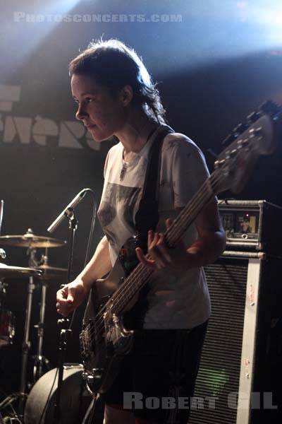 HEADWAR - 2014-11-20 - PARIS - Point Ephemere - Carine Donneger